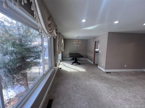 4601 Larme Ave, Allen Park, MI, 48101-3108 | Card Image