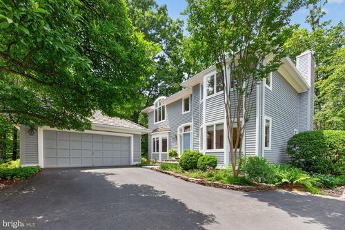 1579 Regatta Ln, RESTON, VA, 20194-1218 | Card Image