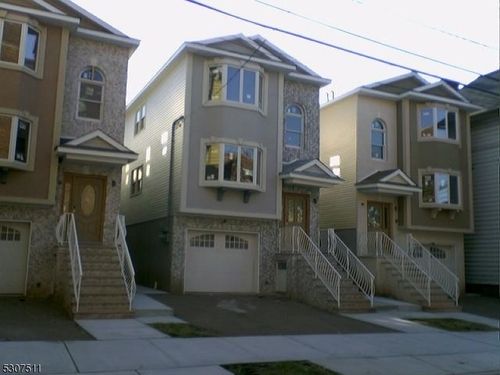 110 S 3rd St, Harrison, NJ, 07029-1718 | Card Image