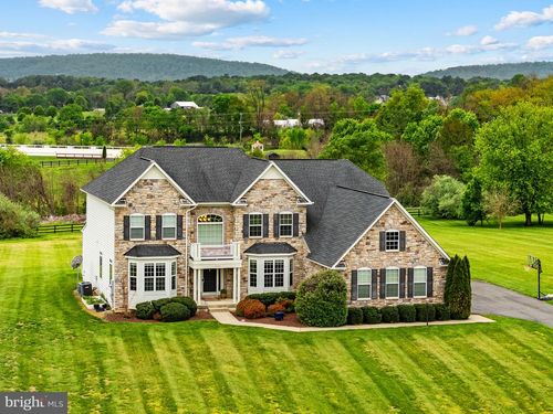 15117 Grace Pl, Waterford, VA, 20197-1640 | Card Image