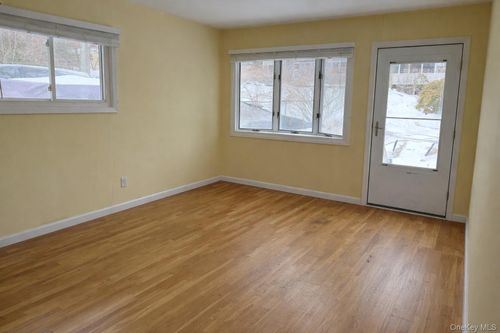 41 Robin Rd, Rocky Point, NY, 11778-8941 | Card Image