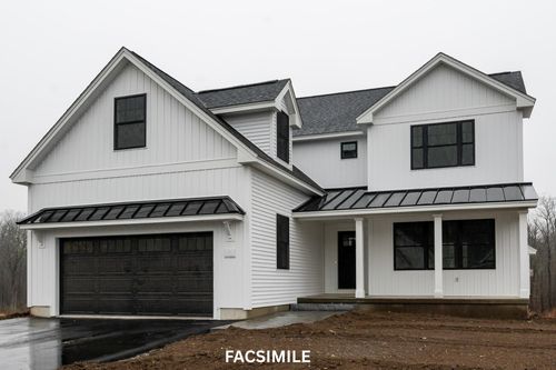 5-12 Robin Way, Chester, NH, 03036-4159 | Card Image