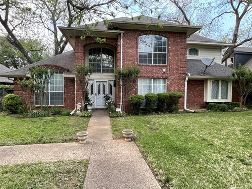 1412 Hyde Park Ln, Arlington, TX, 76015-2235 | Card Image