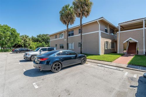 27-d-1033 Twin Lakes Dr, Coral Springs, FL, 33071-5327 | Card Image