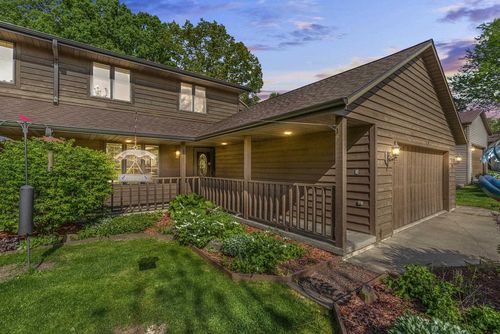 921 Divot Place, GREEN BAY, WI, 54313 | Card Image
