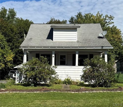 9 Monroe St, Binghamton, NY, 13904-1370 | Card Image