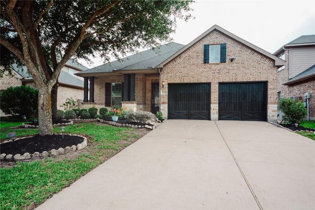 Let's head into the Firethorne neighborhood and explore what amazing amenities this established community has to offer. | Image 30