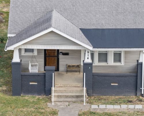 914 N Main Street, Paris, IL, 61944 | Card Image