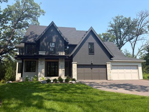 5570 Wedgewood Dr, Shorewood, MN, 55331-8417 | Card Image