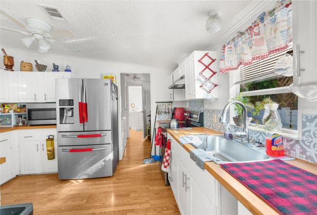 1118 Precision St, House other with 3 bedrooms, 2 bathrooms and null parking in Holiday FL | Image 20