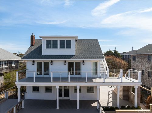 105 Clipper Roadway, Ocean Beach, NY, 11770-2002 | Card Image