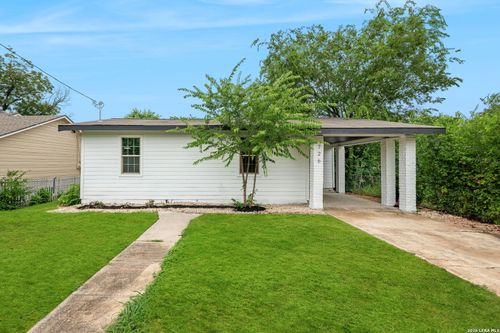 726 Price Ave, San Antonio, TX, 78211-3420 | Card Image