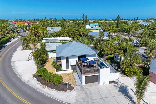 5613 Gulf Dr, HOLMES BEACH, FL, 34217-1616 | Card Image