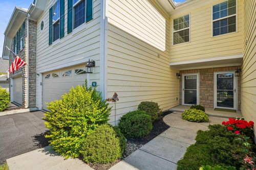 90 Lakes At Cheshire Dr, Delaware, OH, 43015-8697 | Card Image