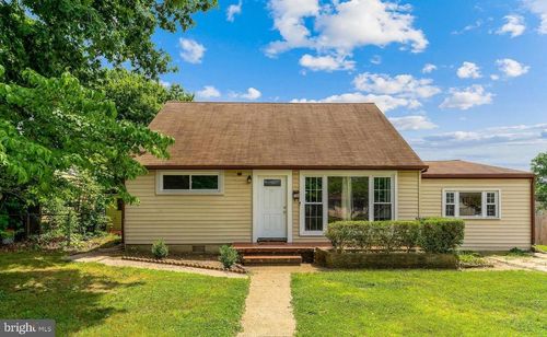 19 Stevens Rd, GLEN BURNIE, MD, 21060-7364 | Card Image