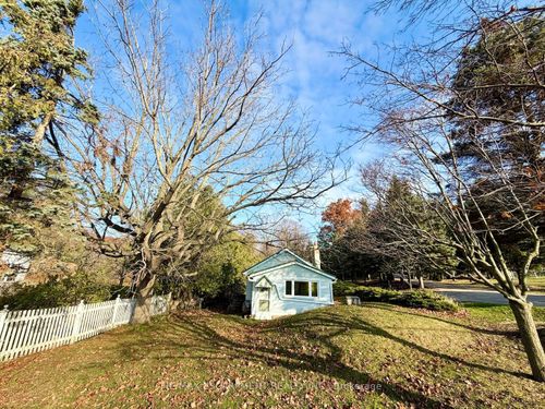 96 Ridge Rd W, Grimsby, ON, L3M4E7 | Card Image