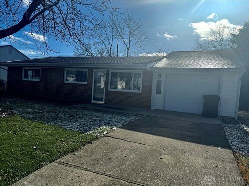 1227 Frayne Dr, New Carlisle, OH, 45344-2817 | Card Image