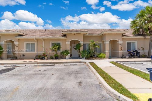 204-13268 Old Biscayne Dr, Homestead, FL, 33033-7431 | Card Image