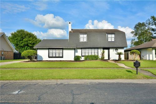 3718 Redlands Dr, Baton Rouge, LA, 70814-5247 | Card Image