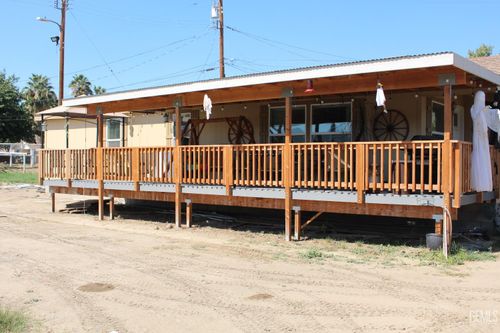 301 Sycamore Dr, Bakersfield, CA, 93308-4754 | Card Image