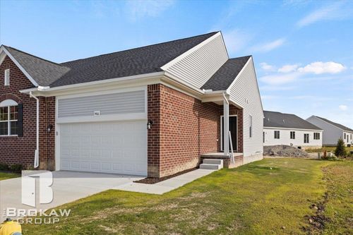 1470 Lincoln St, Lapeer, MI, 48446-1292 | Card Image