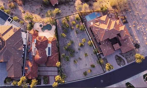 17 Grand Miramar Dr, Henderson, NV, 89011-2203 | Card Image