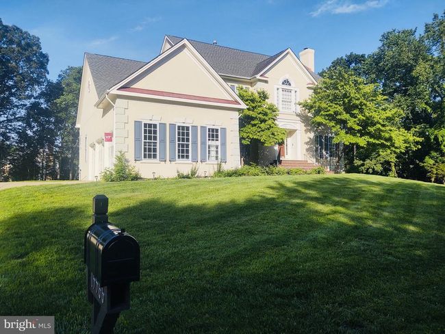 15566 Smithfield Pl, House other with 5 bedrooms, 5 bathrooms and null parking in Centreville VA | Image 7