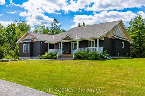 40-1658 County Rd 40, Norwood, ON, K0L2V0 | Card Image