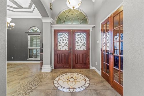 8245 Rock Crest Dr, Corpus Christi, TX, 78414-6272 | Card Image