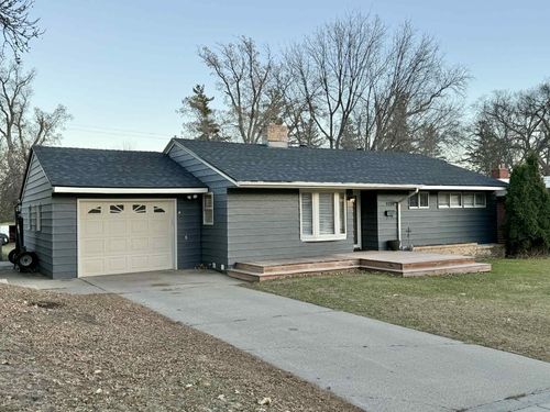 1129 Minnesota Ave, Detroit Lakes, MN, 56501-3412 | Card Image