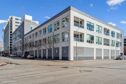 302-111 10th St, Des Moines, IA, 50309-4223 | Card Image