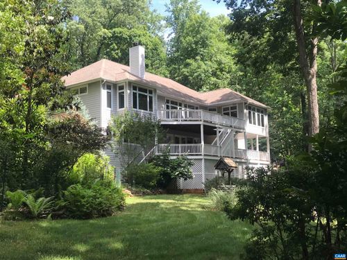 423 Foothills Dr, NELLYSFORD, VA, 22958-8019 | Card Image