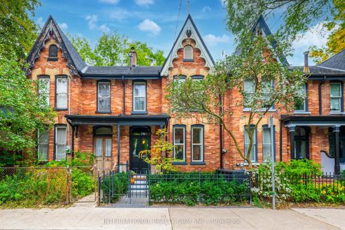 53 Spruce St, Toronto, ON, M5A2H8 | Card Image