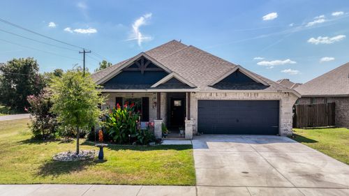 972 Sam St, Springtown, TX, 76082-2337 | Card Image