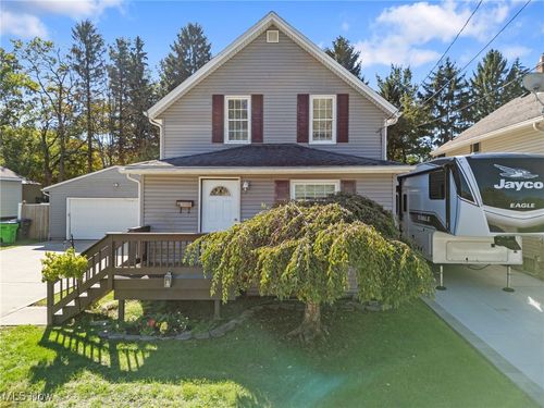 3958 Warner St, Mogadore, OH, 44260-1321 | Card Image