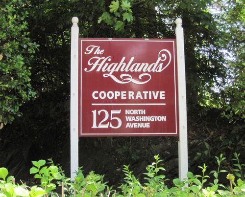55-125 N Washington Ave, Hartsdale, NY, 10530-1756 | Card Image