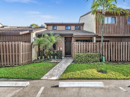 4182 S Pine Island Rd, Davie, FL, 33328-2800 | Card Image