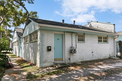 904 Bellecastle St, New Orleans, LA, 70115-3029 | Card Image