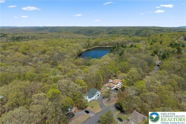 511 Lakeside Dr, House other with 4 bedrooms, 3 bathrooms and null parking in East Stroudsburg PA | Image 39