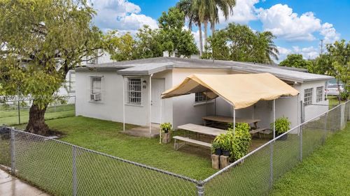 69 Nw 5th St, Homestead, FL, 33030-5943 | Card Image