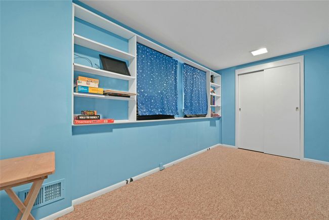 Extra Room Lower level | Image 19