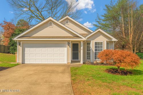 7721 Red Bay Way, Knoxville, TN, 37919-4713 | Card Image