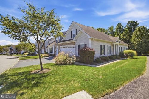 1631 Village Ave, GARNET VALLEY, PA, 19060-1347 | Card Image