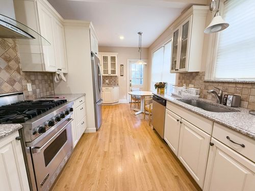 apt-3-28 Marshal St, Brookline, MA, 02446-5490 | Card Image