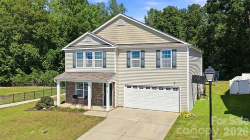 3103 Winesap Dr, Dallas, NC, 28034-9633 | Card Image