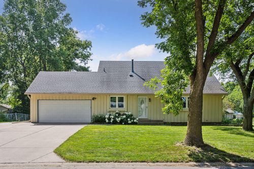 10655 103rd Ave N, Maple Grove, MN, 55369-2818 | Card Image