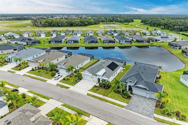 12734 Rainwashed Loop, House other with 4 bedrooms, 3 bathrooms and null parking in Parrish FL | Image 4
