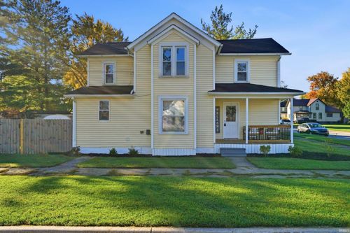 315 W Edgerton St, Garrett, IN, 46738-1418 | Card Image