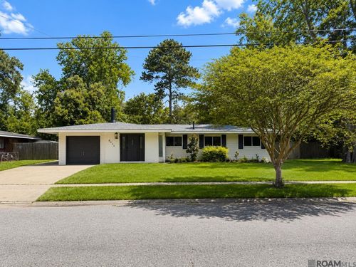 8245 Rainbow Dr, Baton Rouge, LA, 70809-7023 | Card Image