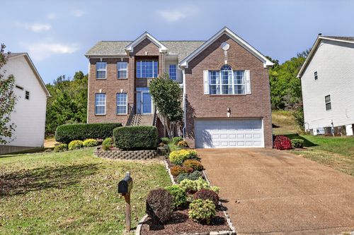 124 Paige Park Ln, Goodlettsville, TN, 37072-3163 | Card Image